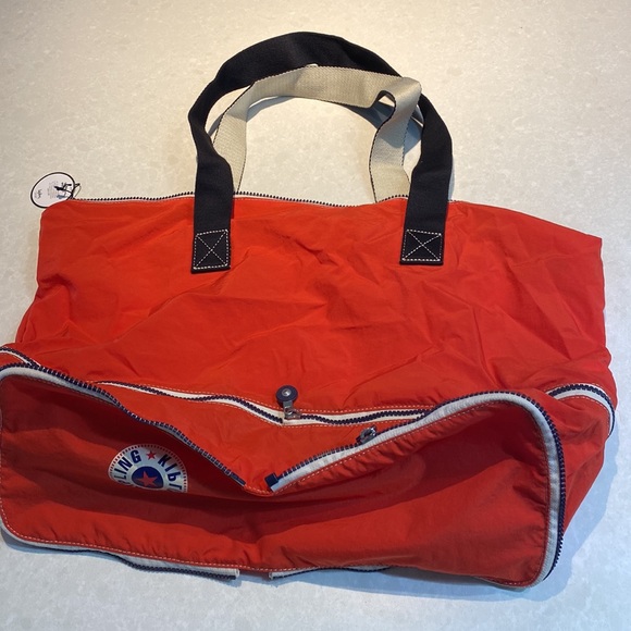 New Kipling Imagine Pack Tote Large Red black foldable  with tags ⭐️⭐️⭐️⭐️⭐️ - Picture 9 of 17